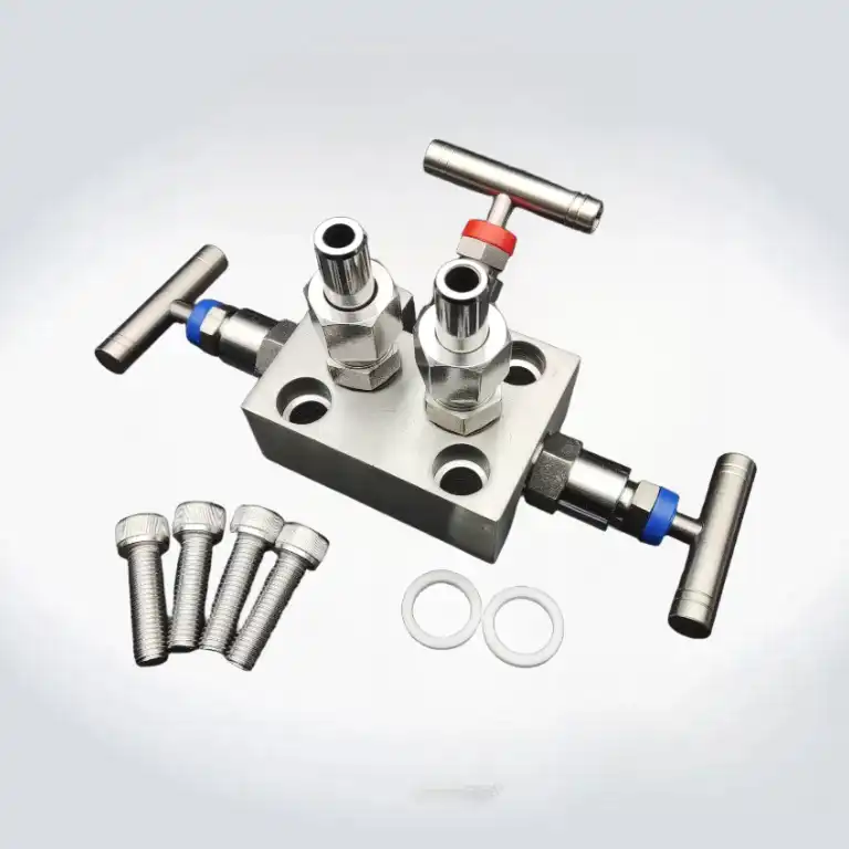 Three-valve Manifold Трехклапанный коллектор مشعب ثلاثي الصمامات